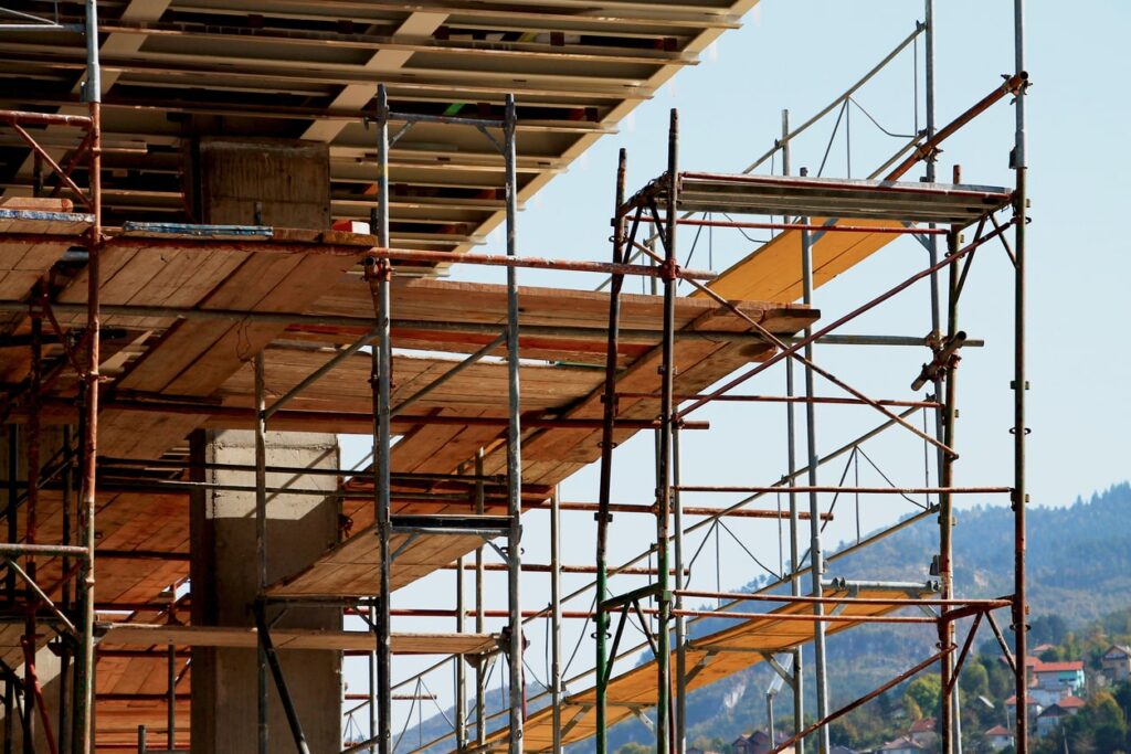 Trained Scaffolders in London